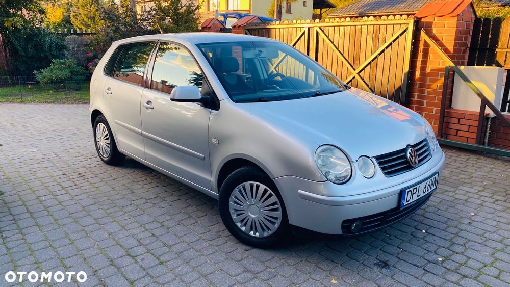 Volkswagen Polo - 2
