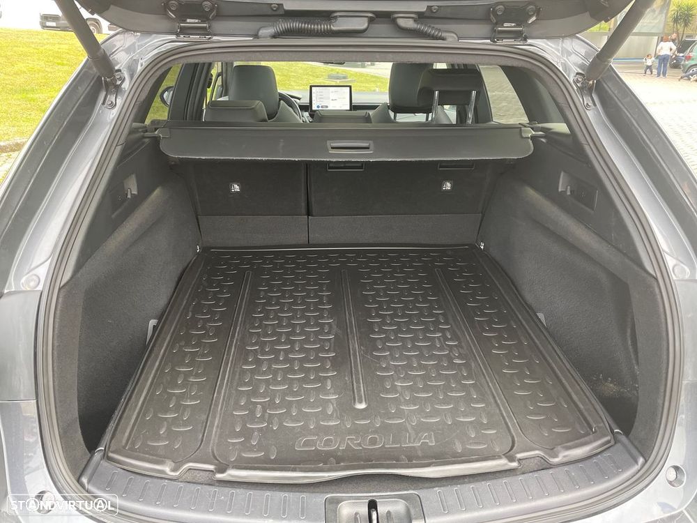 Toyota Corolla Touring Sports 1.8 Hybrid Exclusive - 11