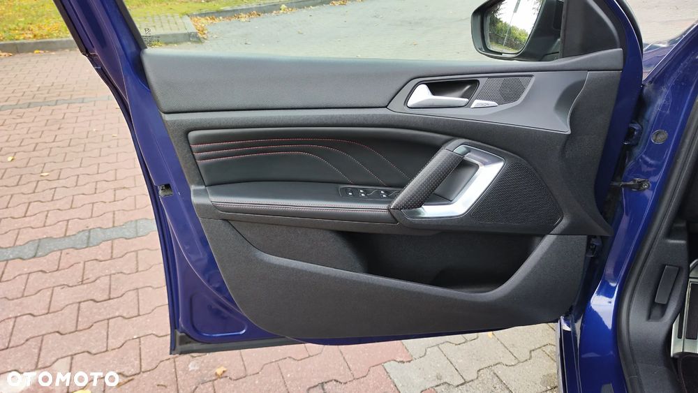 Peugeot 308 BlueHDi 150 EAT6 Stop & Start GT-Line Edition - 18