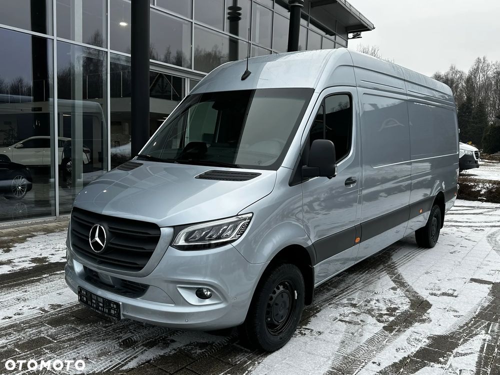 Mercedes-Benz Sprinter 319 CDI Furgon Select długi 4325 mm L3H2 - 2