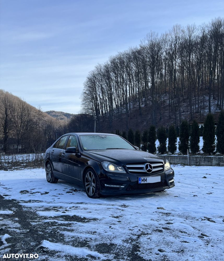 Mercedes-Benz C - 9