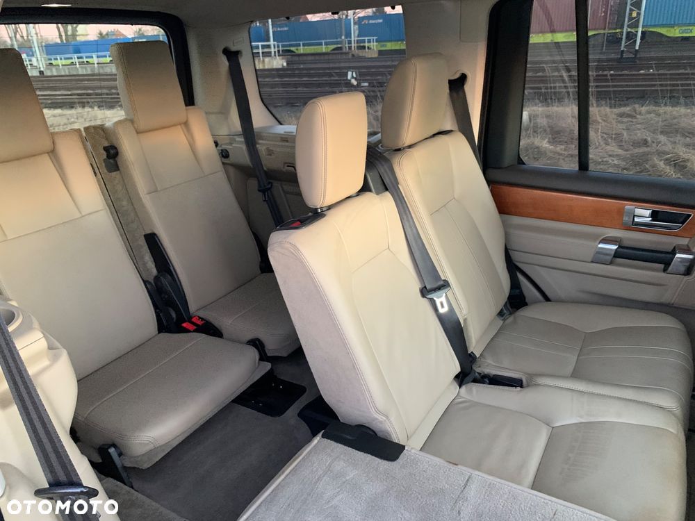 Land Rover Discovery - 24
