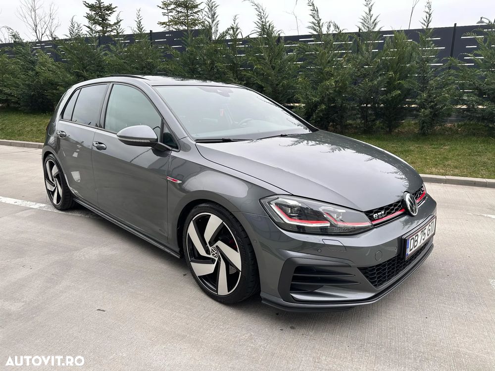 Volkswagen Golf 2.0 TSI GTI - 3