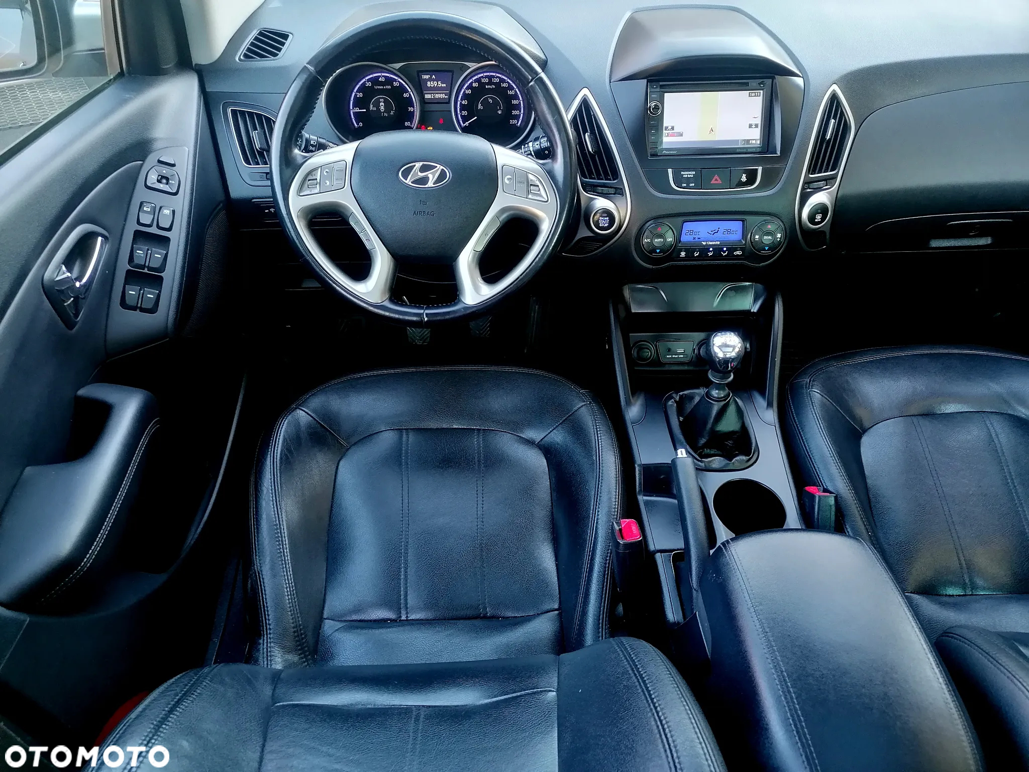 Hyundai ix35 - 11