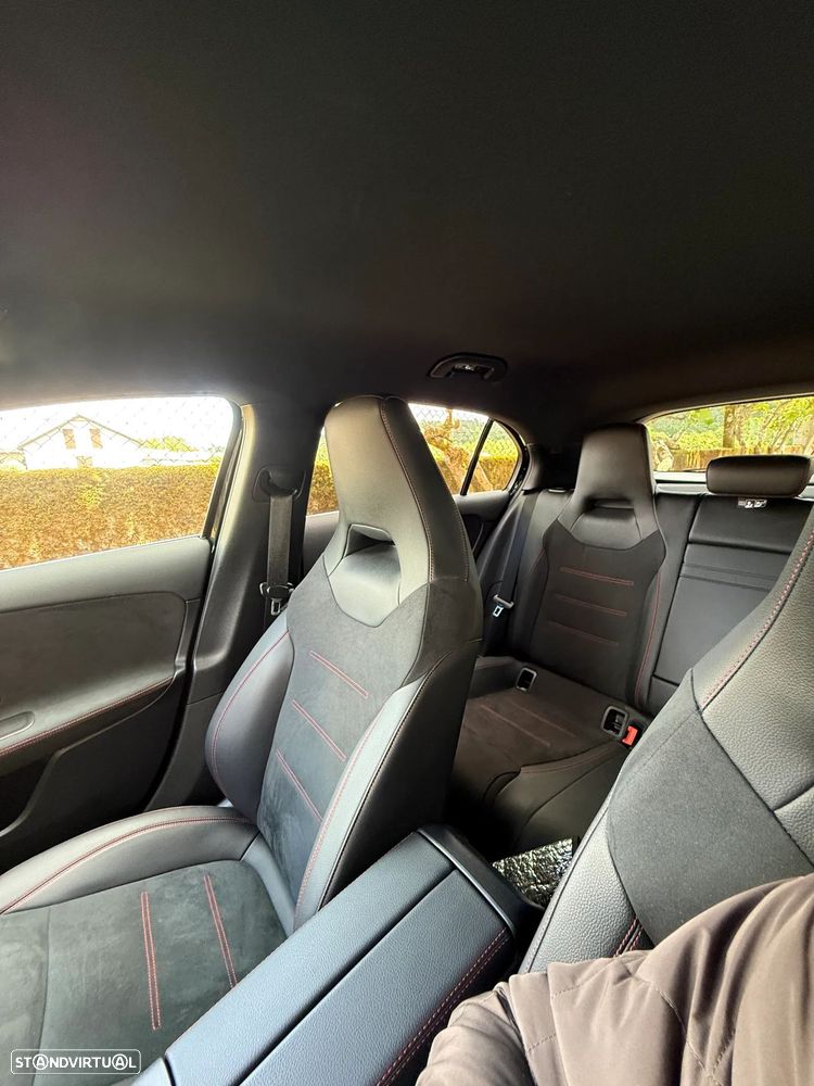 Mercedes-Benz A 250 - 16