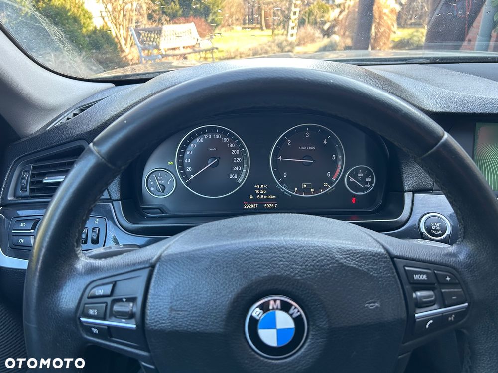BMW Seria 5 520d - 2