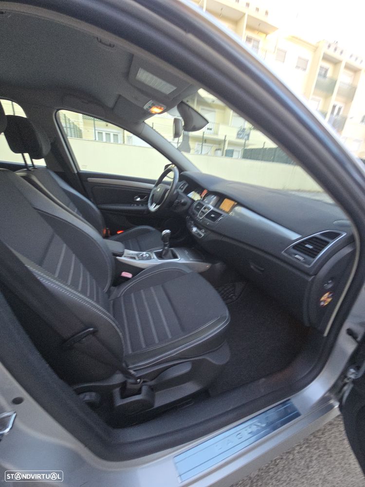 Renault Laguna 1.5 dCi Dynamique S - 29