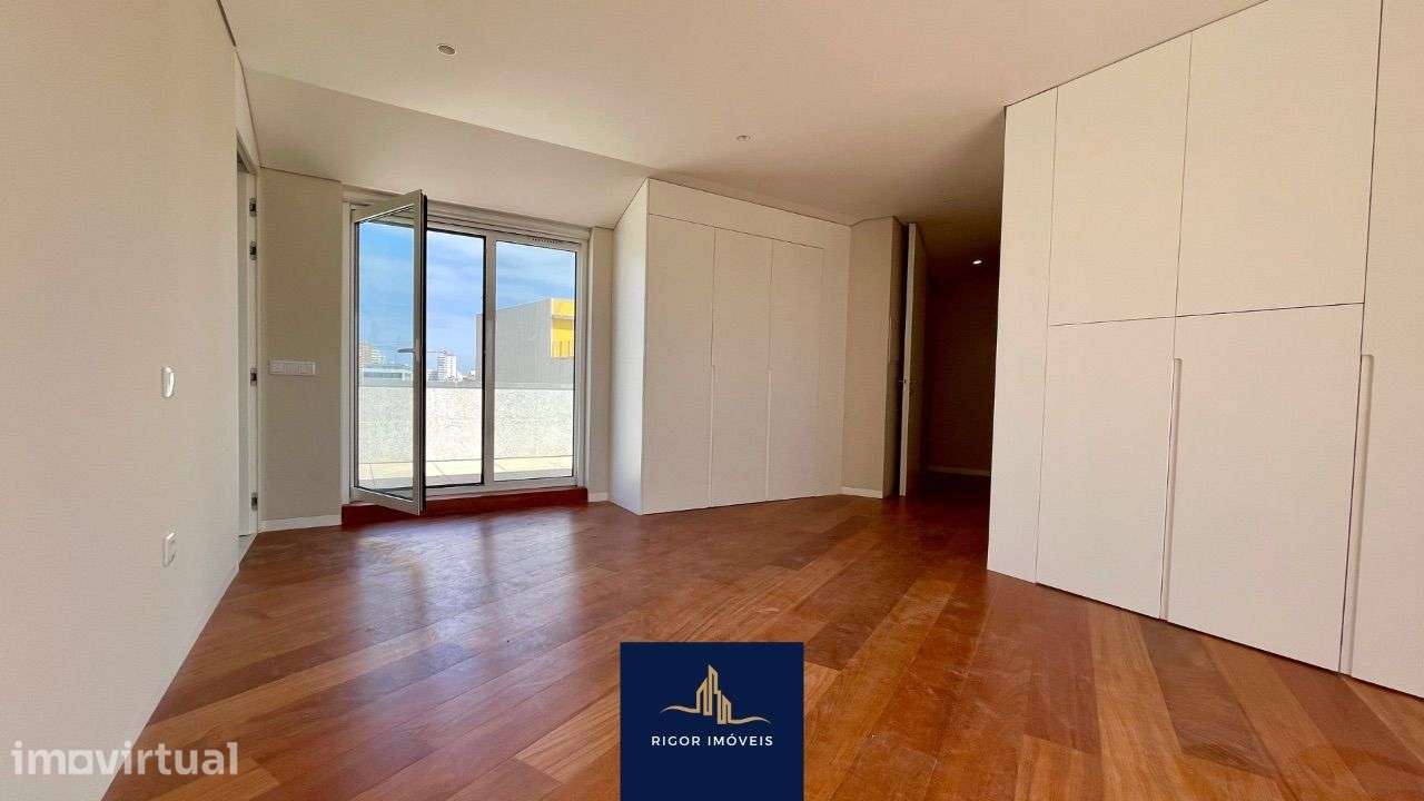 Apartamento T4 Duplex | Póvoa de Varzim - Centro | Novo - Grande imagem: 5/34