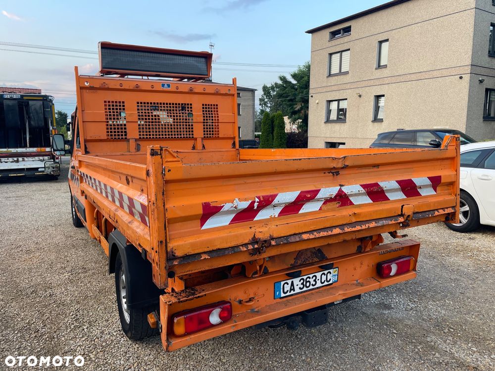 Renault Master wywrotka dubel kabina 7 osób - 7