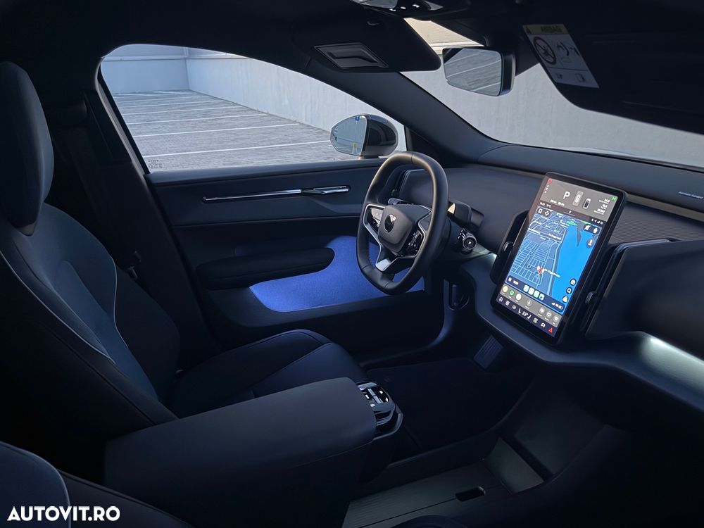 Volvo EX30 Twin Motor Performance Ultra - 25