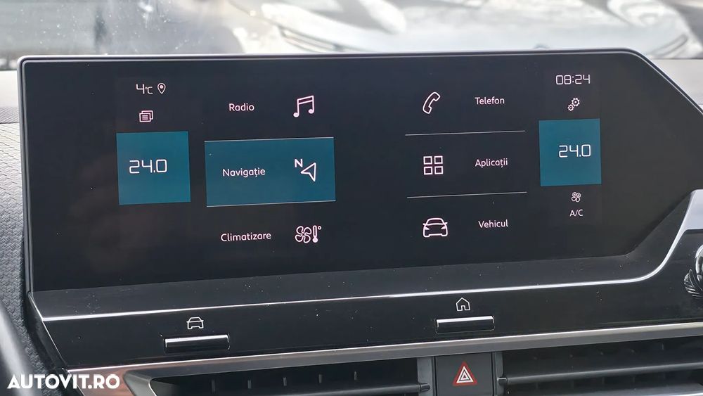 Citroën C4 PureTech 130 Stop&Start EAT8 SHINE - 28