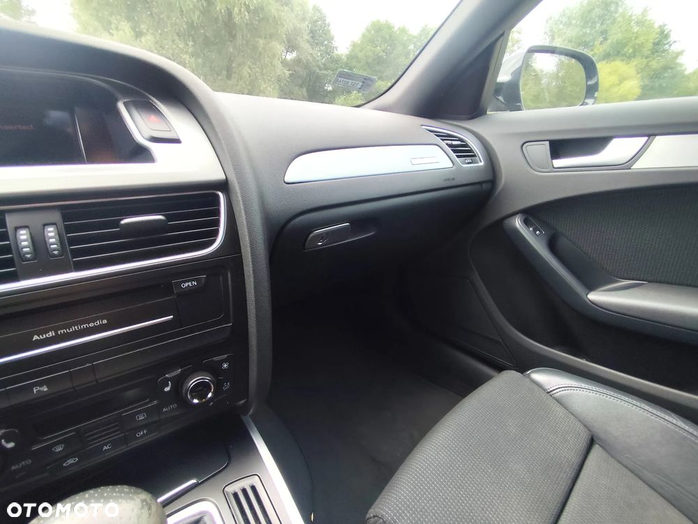 Audi A4 Avant - 22