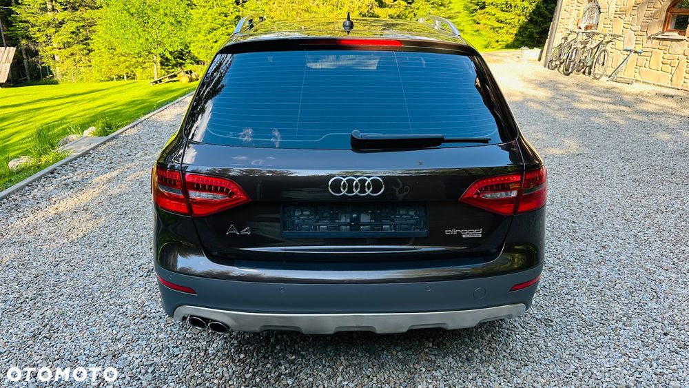Audi A4 Allroad 2.0 TDI Quattro S tronic - 4