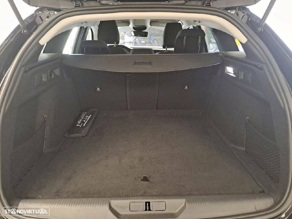 Peugeot 308 1.2 Hybrid Style e-DCS6 - 6