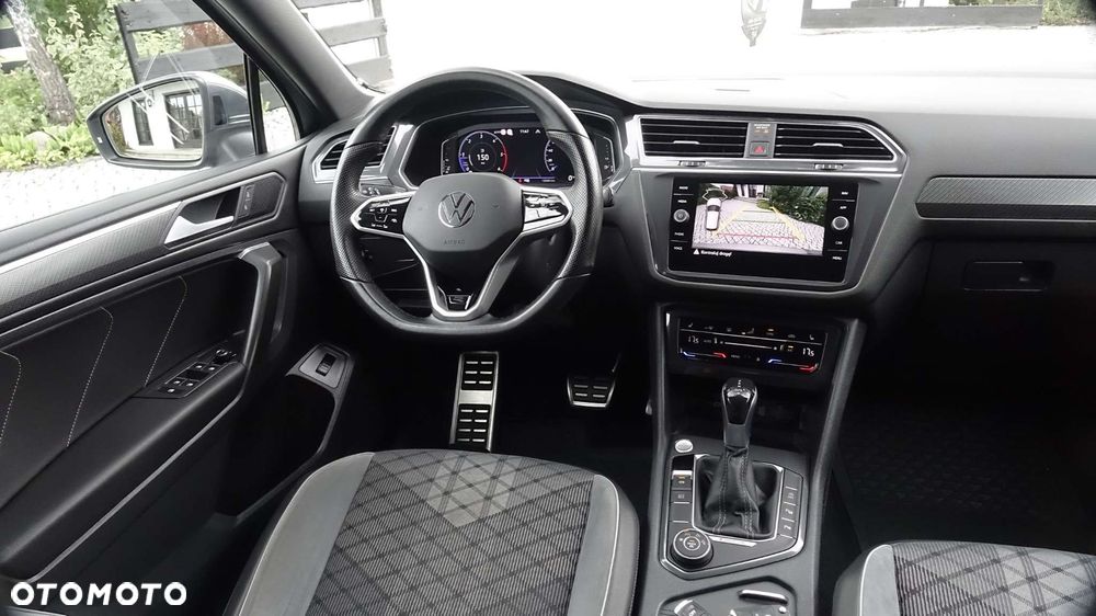 Volkswagen Tiguan - 31