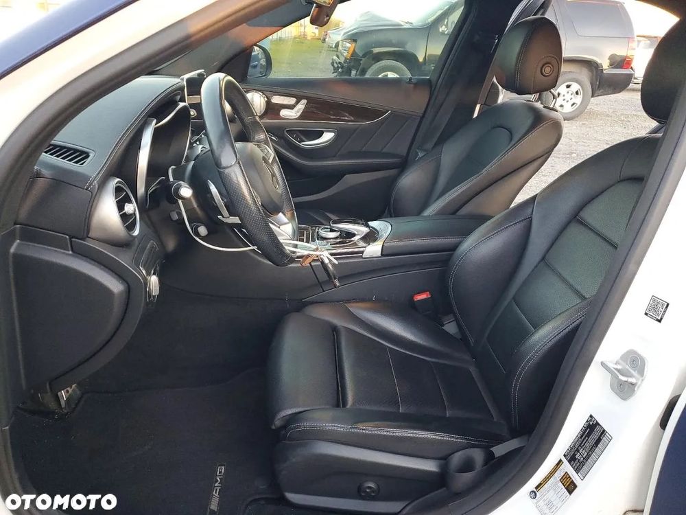 Mercedes-Benz Klasa C 300 9G-TRONIC - 8