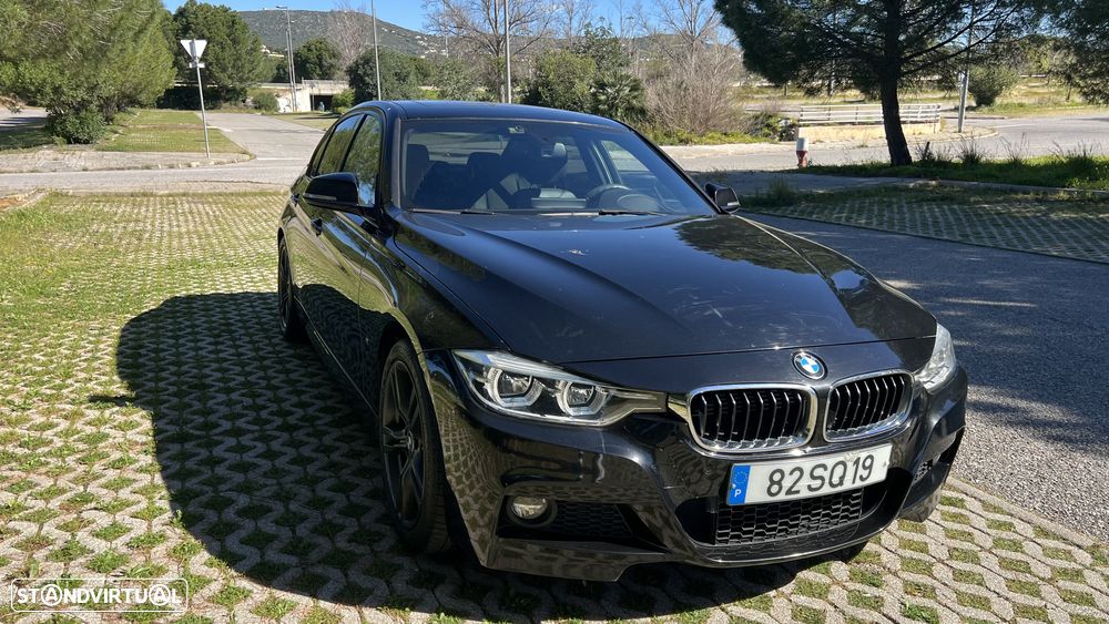 BMW 330 e iPerformance Pack M - 3