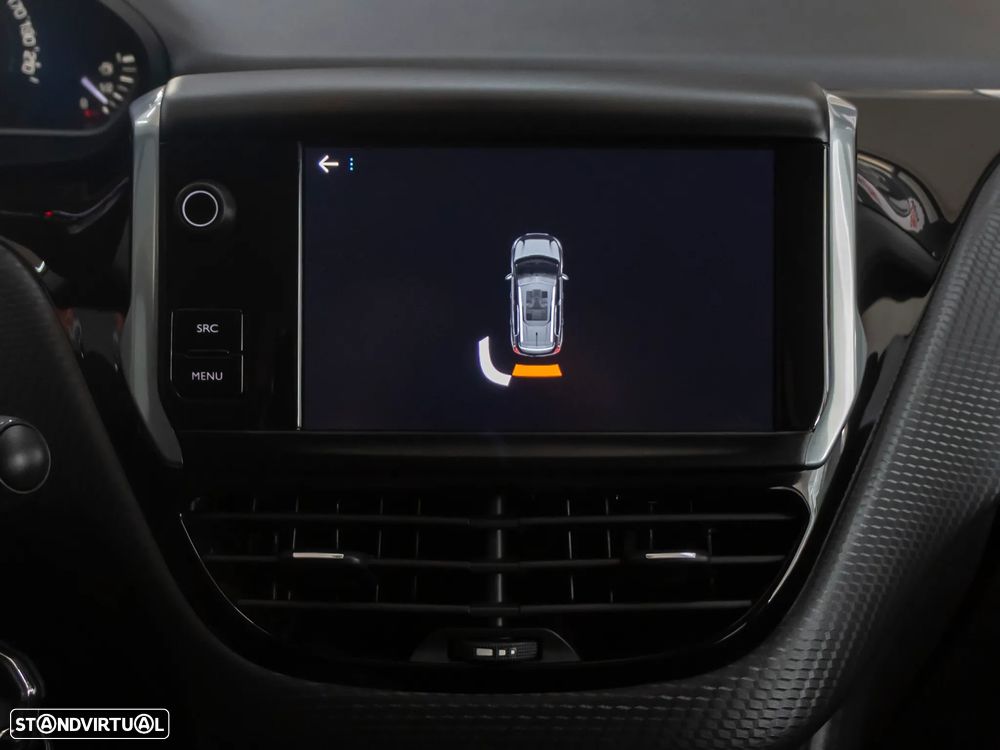 Peugeot 2008 1.2 PureTech Signature - 31