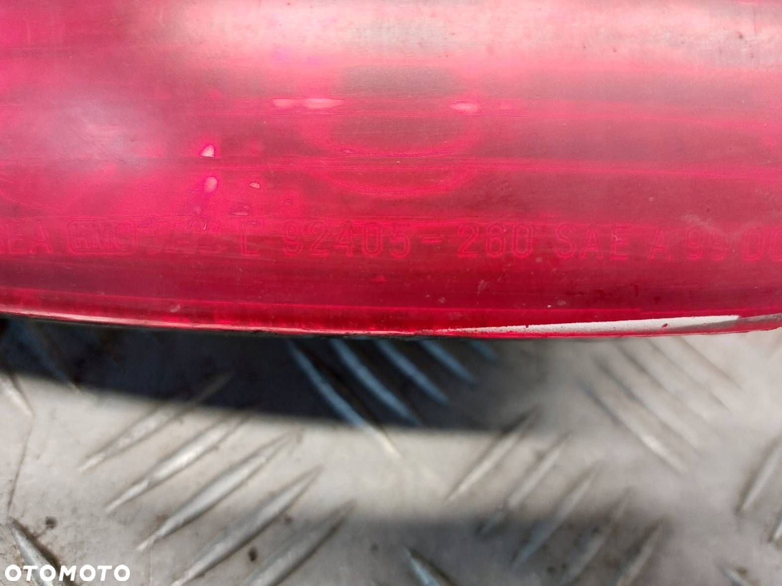 LAMPA PRZECIWMGIELNA PRAWA TYŁ HYUNDAI SANTA FE I - 2