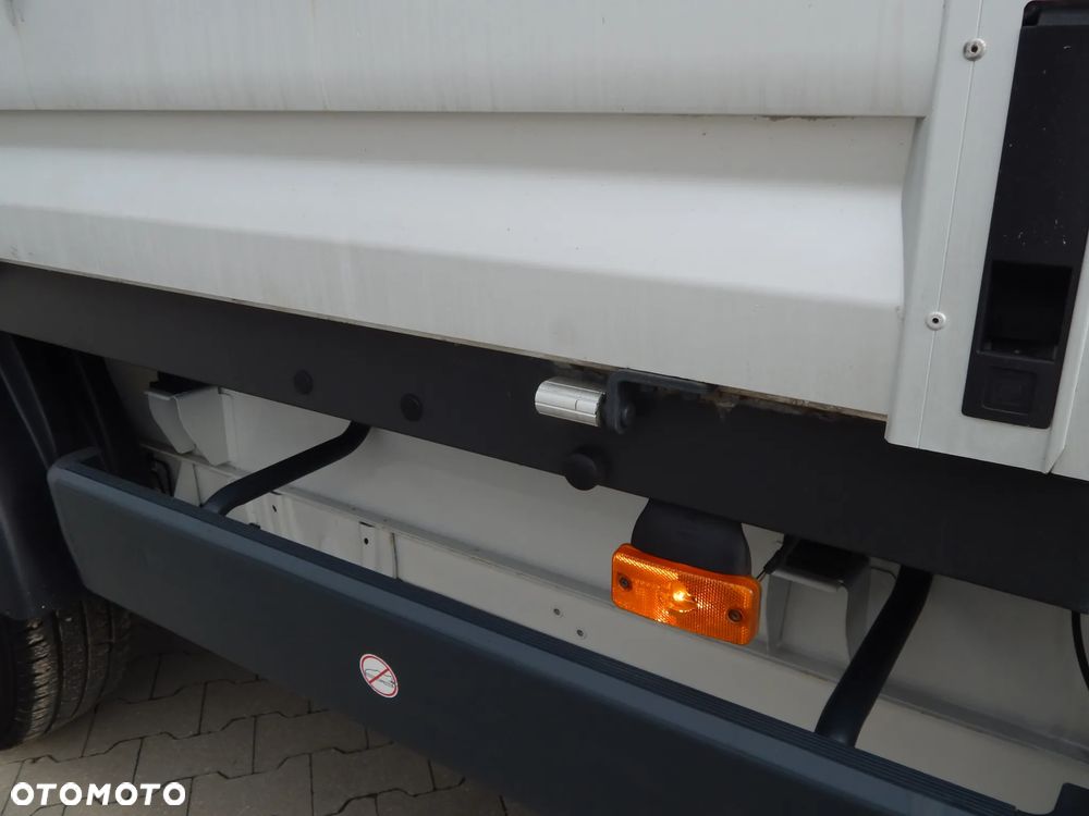 Peugeot Boxer_7-Osobowy_Max-rama_skrzynia_paka - 32