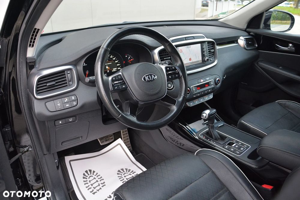 Kia Sorento 2.2 CRDi AWD Platinum Edition - 9
