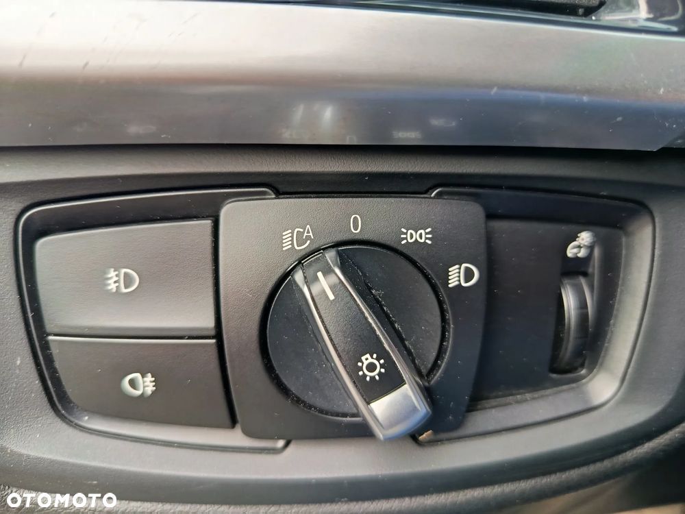 BMW X5 xDrive25d - 28