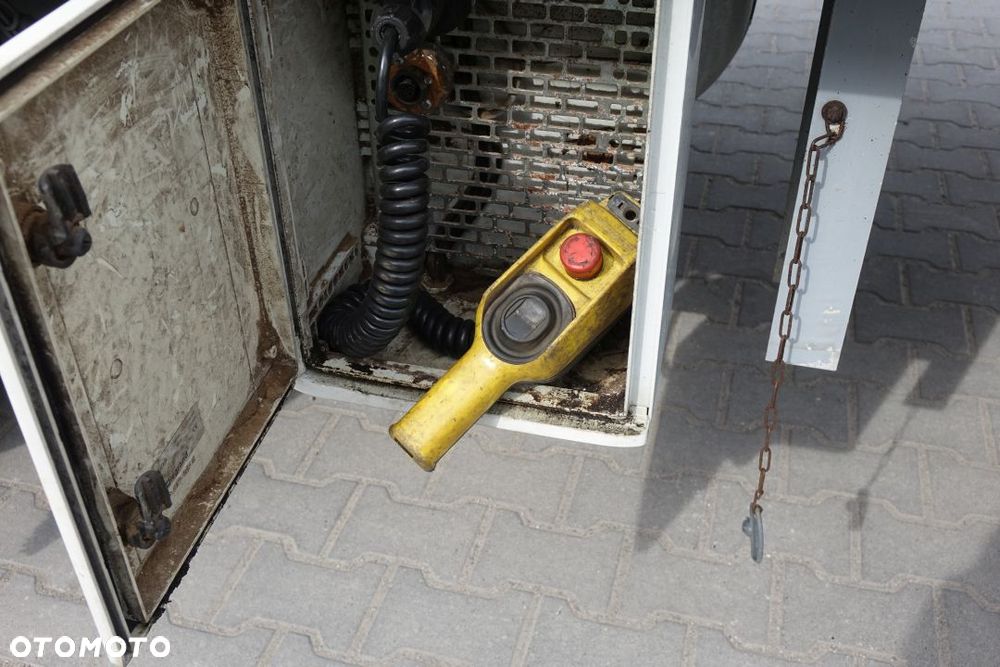 Stas RUCHOMA PODŁOGA / 82m3 / OSIE MERCEDES / ALUMINIOWE FELGI - 28