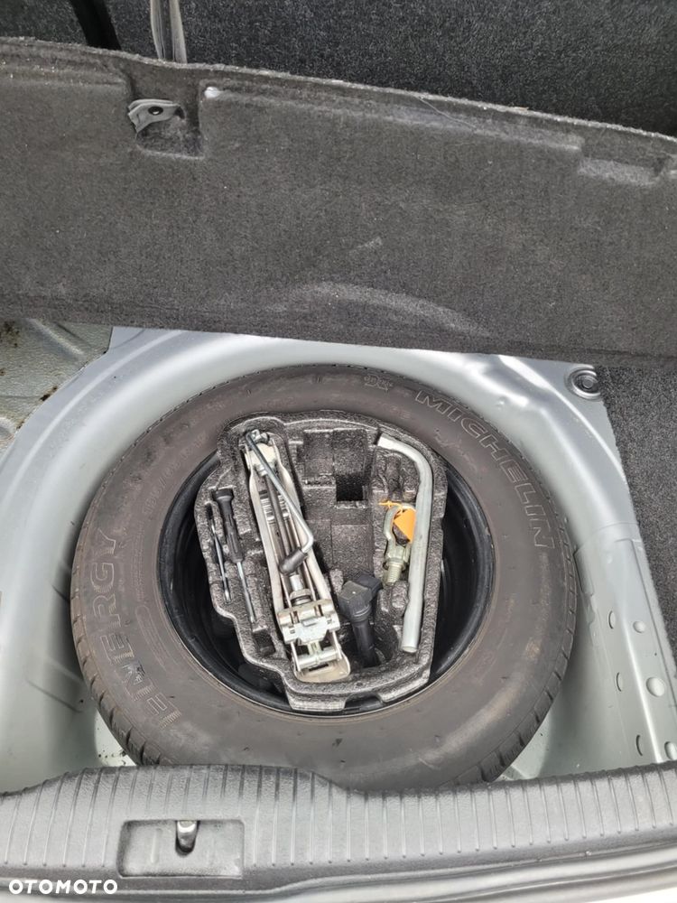 Volkswagen Golf 1.4 Comfortline - 12