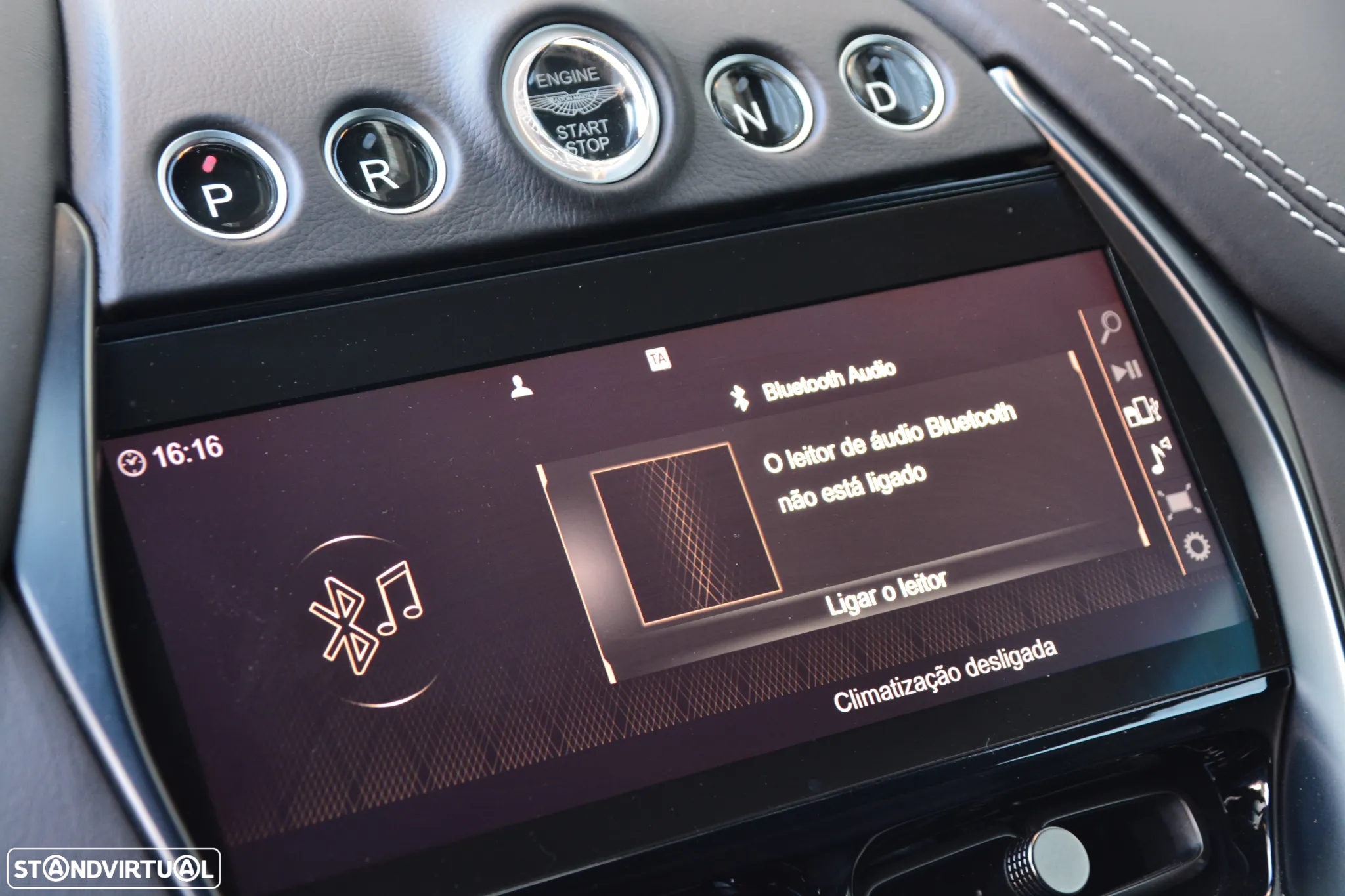 Aston Martin DBX Standard - 43