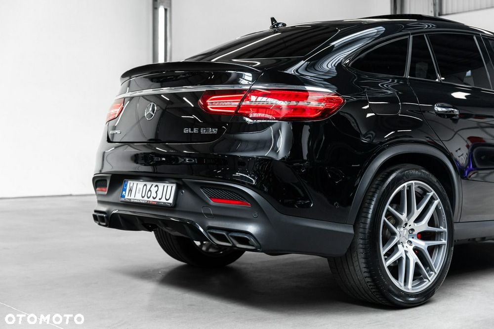 Mercedes-Benz GLE - 16