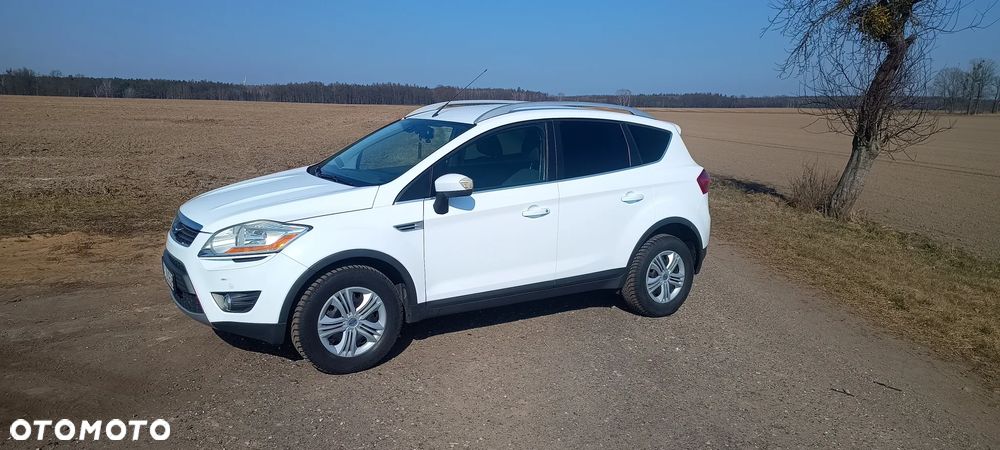 Ford Kuga - 1