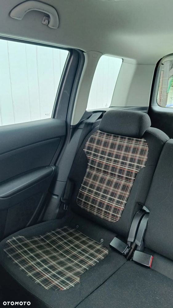 Skoda Yeti 1.4 TSI Ambition PLUS EDITION - 16