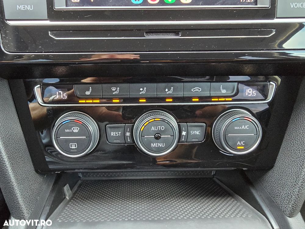 Volkswagen Passat 2.0 TDI DSG Highline - 16