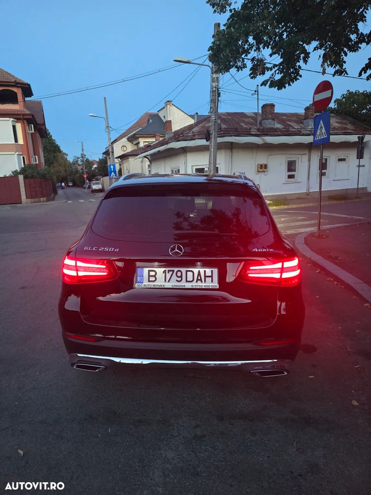 Mercedes-Benz GLC 250 d 4MATIC - 24
