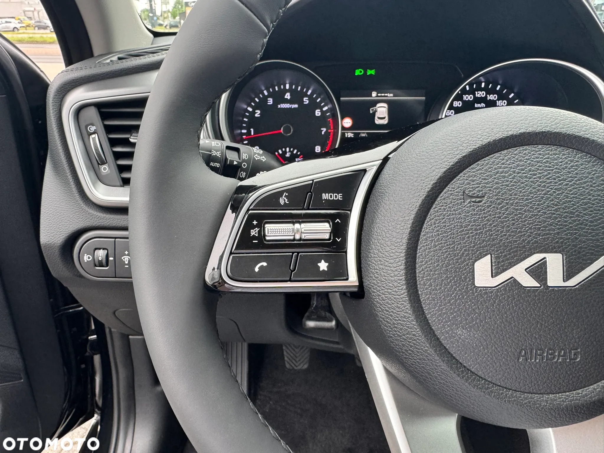Kia XCeed 1.5 T-GDI M - 17