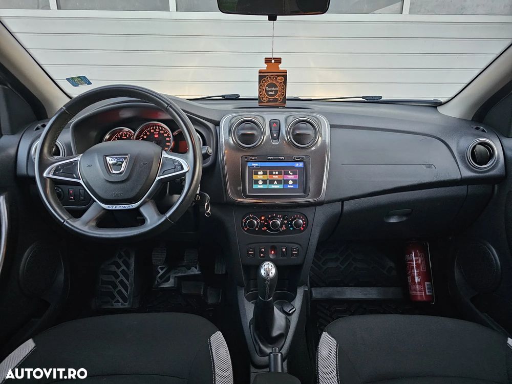 Dacia Sandero Stepway dCi 90 Prestige - 6