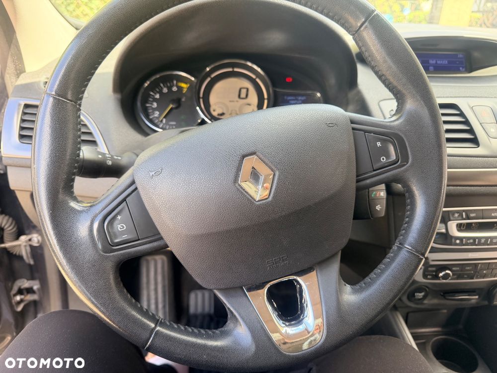 Renault Megane 1.6 16V Zen - 9