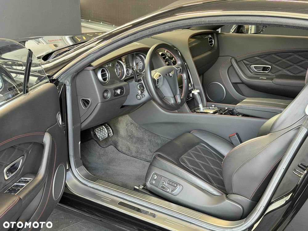 Bentley Continental GT Speed - 13