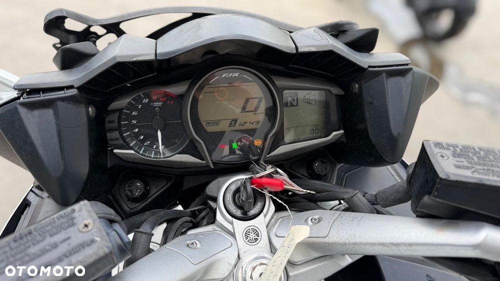 Yamaha FJR - 11