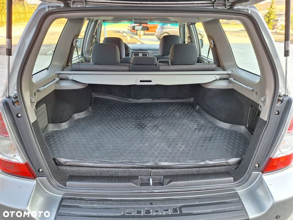 Subaru Forester 2.0 X - 8
