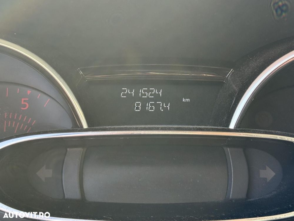 Renault Clio - 20