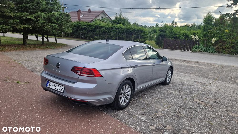 Volkswagen Passat 2.0 TDI EVO Business DSG - 5