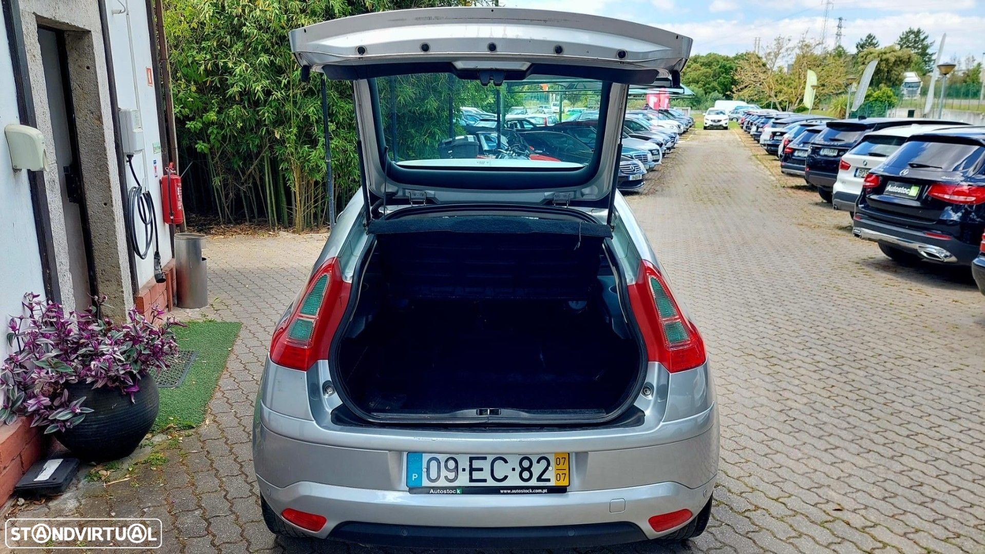 Citroën C4 Coupé 1.6 HDi X - 5