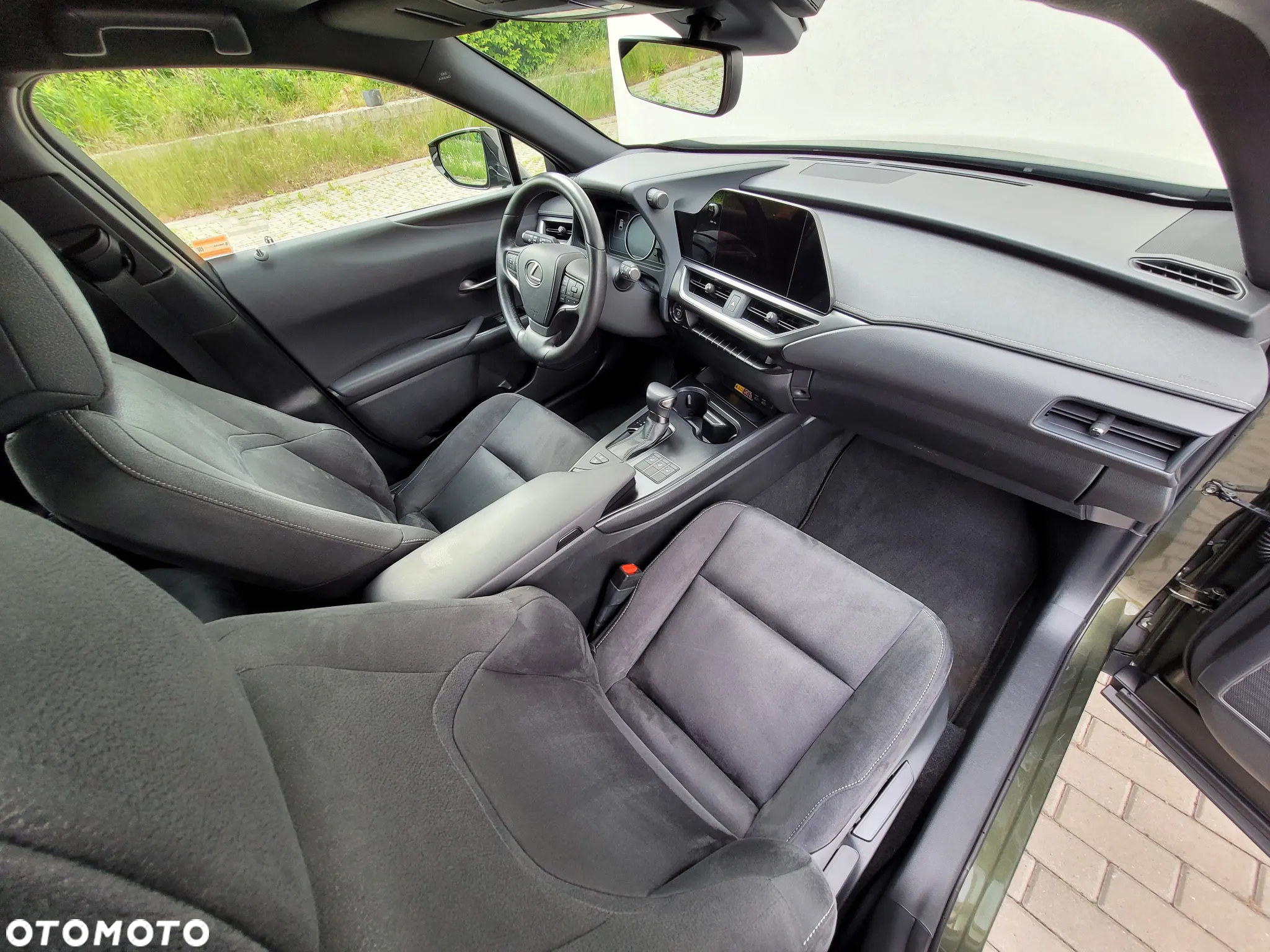 Lexus UX 250h GPF Business 2WD - 3