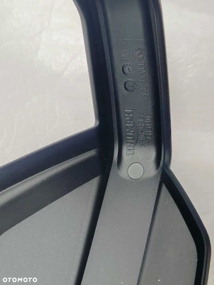 Hand bary  Prawy Triumph Scrambler 1200 - 2