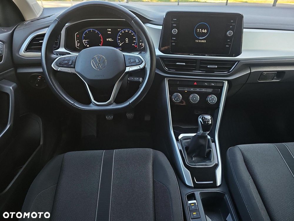 Volkswagen T-Roc - 11