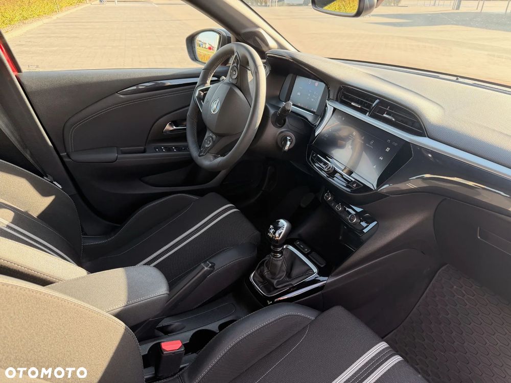 Opel Corsa 1.2 GS S&S - 16