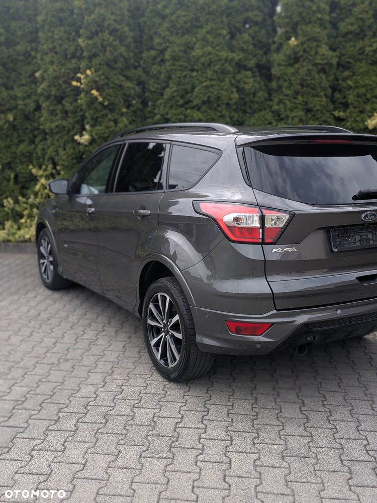 Ford Kuga 2.0 EcoBlue 4x4 ST-LINE - 9