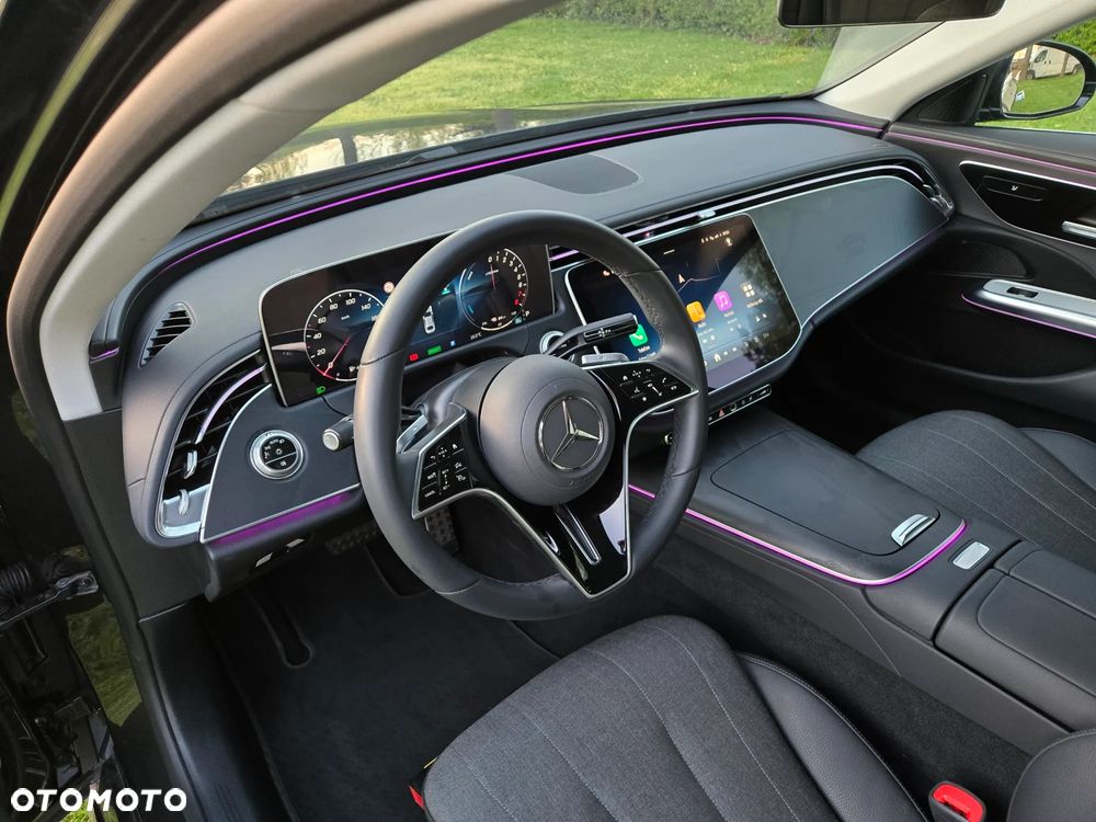 Mercedes-Benz Klasa E 300 Avantgarde - 10