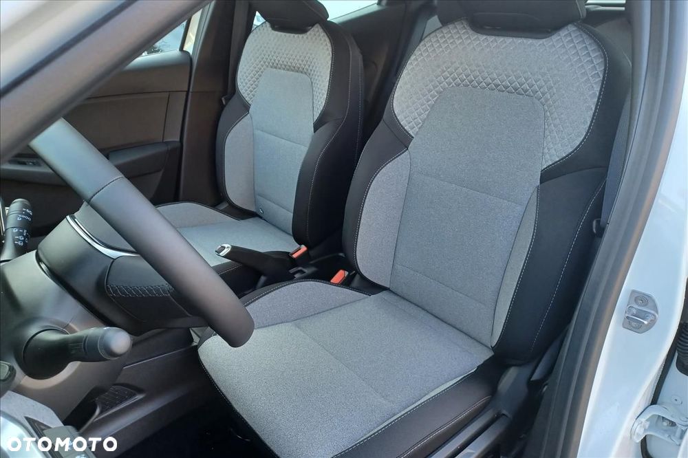 Renault Clio 1.0 TCe Evolution - 4